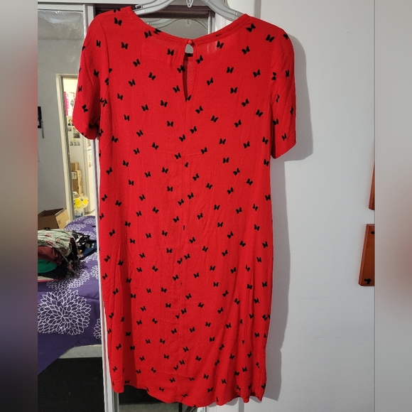 Minnie Mouse shift dress with pockets red with black bows NWT size womens xs - Picture 5 of 10